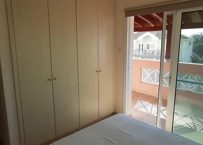 Lägenhet Larnaca Xylophagou 2-bedroom With A Shaded Terrace