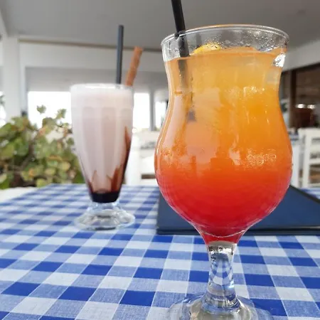 Апартаменты Larnaca Xylophagou 2-bedroom With A Shaded Terrace Xylophaghou