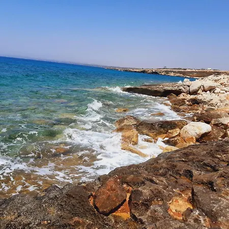 Larnaca Xylophagou 2-bedroom With A Shaded Terrace * Xylophaghou