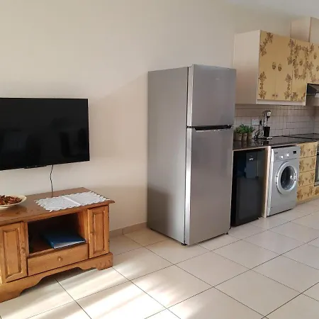 Апартаменты Larnaca Xylophagou 2-bedroom With A Shaded Terrace *