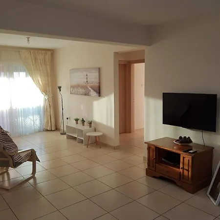 Lejlighed Larnaca Xylophagou 2-bedroom With A Shaded Terrace