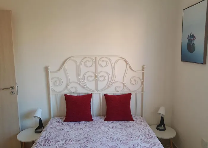 アパート Larnaca Xylophagou 2-bedroom With A Shaded Terrace *